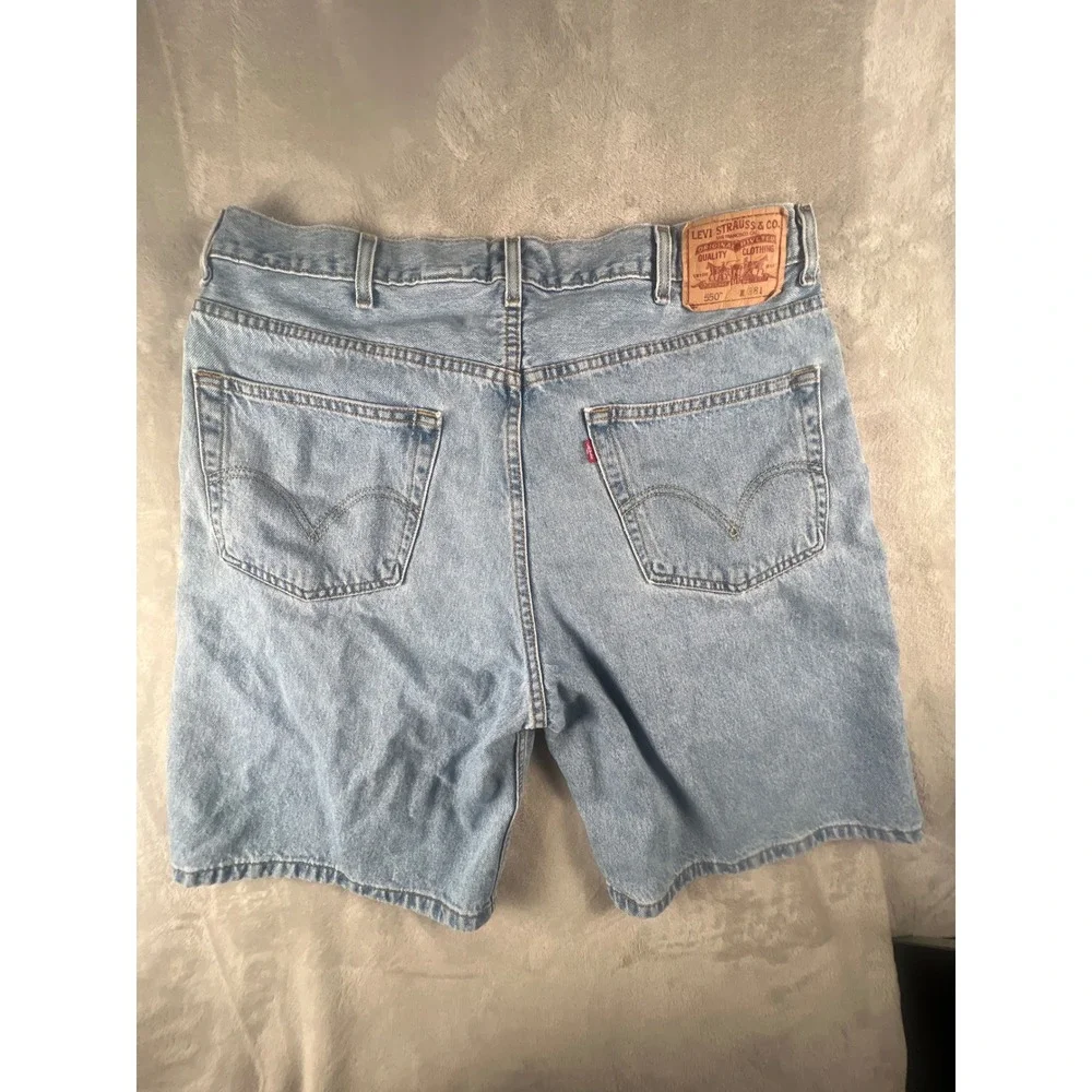 Levis 550 Relaxed Fit Denim Shorts Mens 38 Light Wash Blue Cotton Jorts